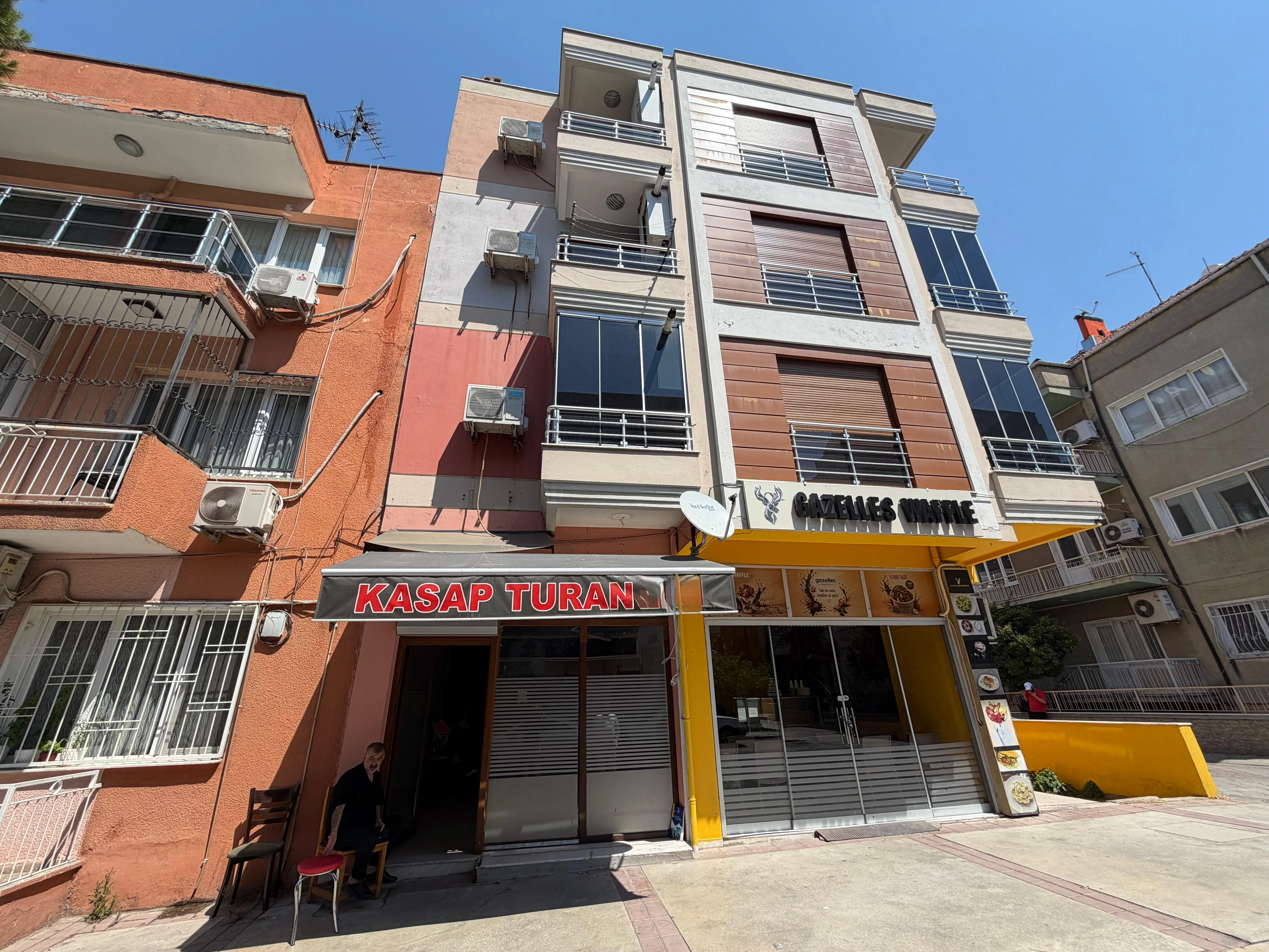BARBAROS HAYRETTİN PAŞA CAD. ÜZERİ 4 M YOL CEPHELİ KELEPR DÜKKAN