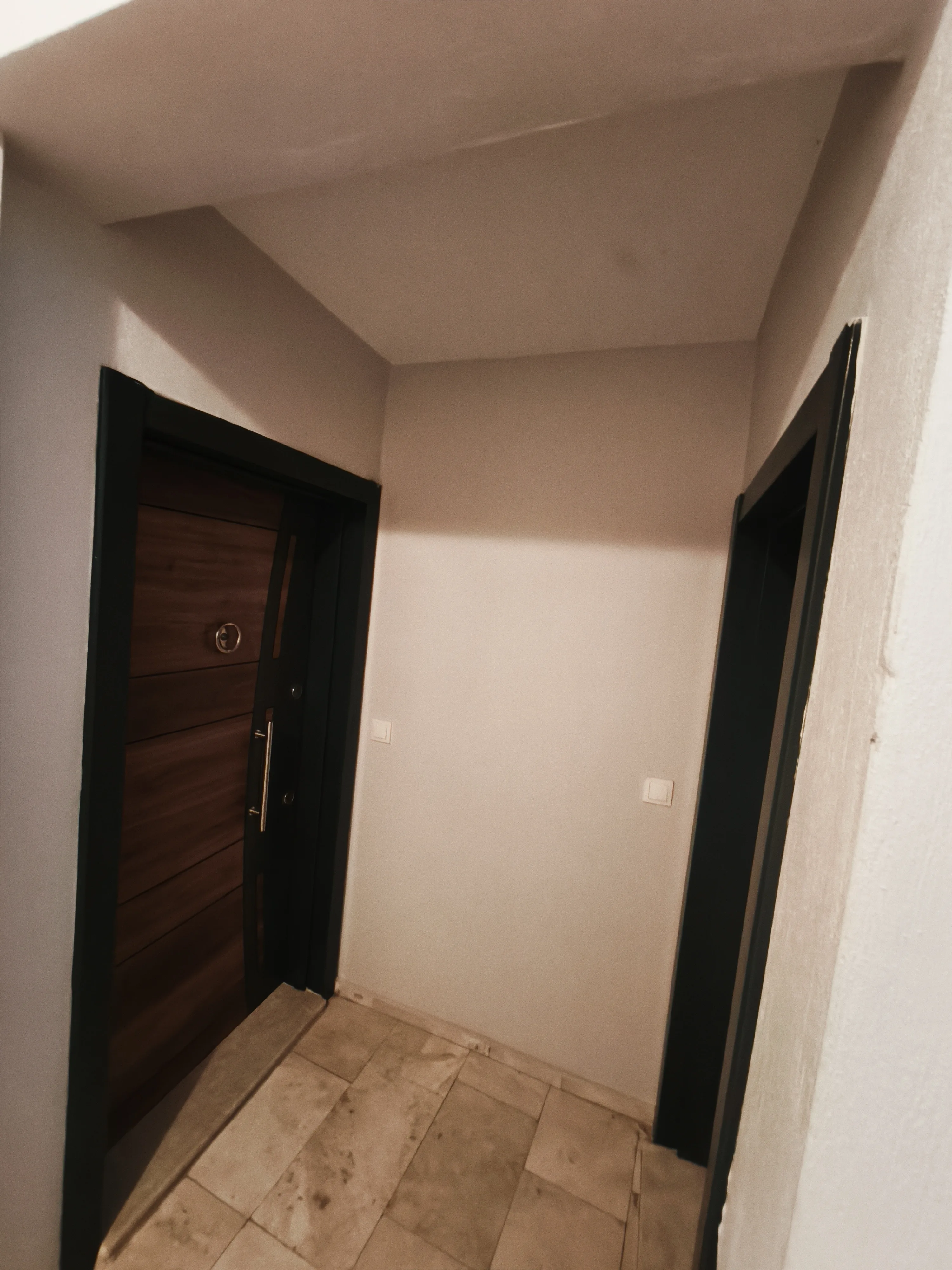 GÜMÜLDÜR DE, YAZ KIŞ KİRALIK 2+1 75 M2 BOŞ DAİRE